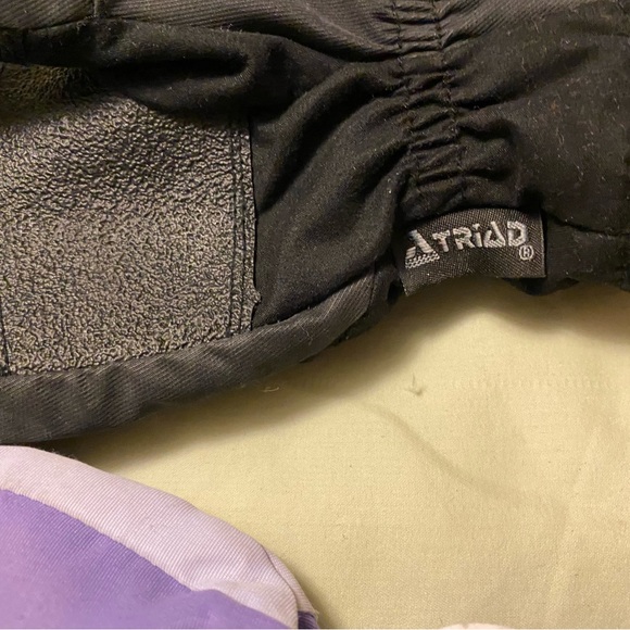 Girls size 12 Purple Spyder Winter/Ski/Snowboard Jacket & Gloves/ Mittens - Picture 9 of 9